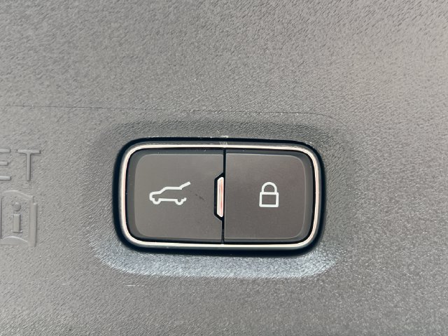 New 2027 Lincoln Navigator Reserve AWD/4WD image 12