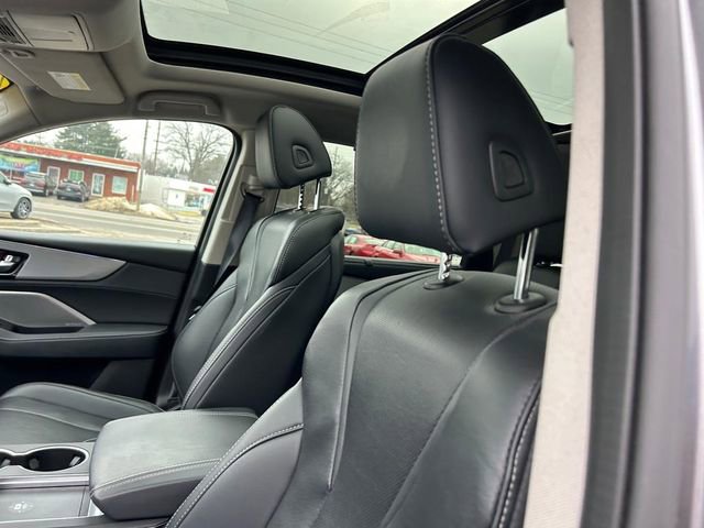 Used 2023 Acura MDX SH-AWD w/ Technology Package image 12