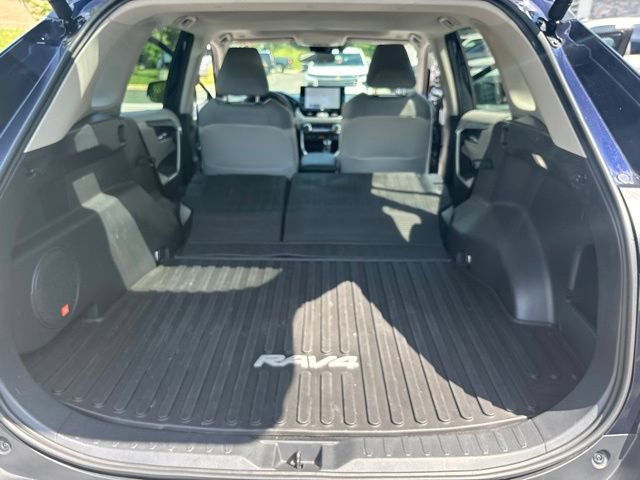 Used 2024 Toyota RAV4 XLE Premium AWD/4WD image 18