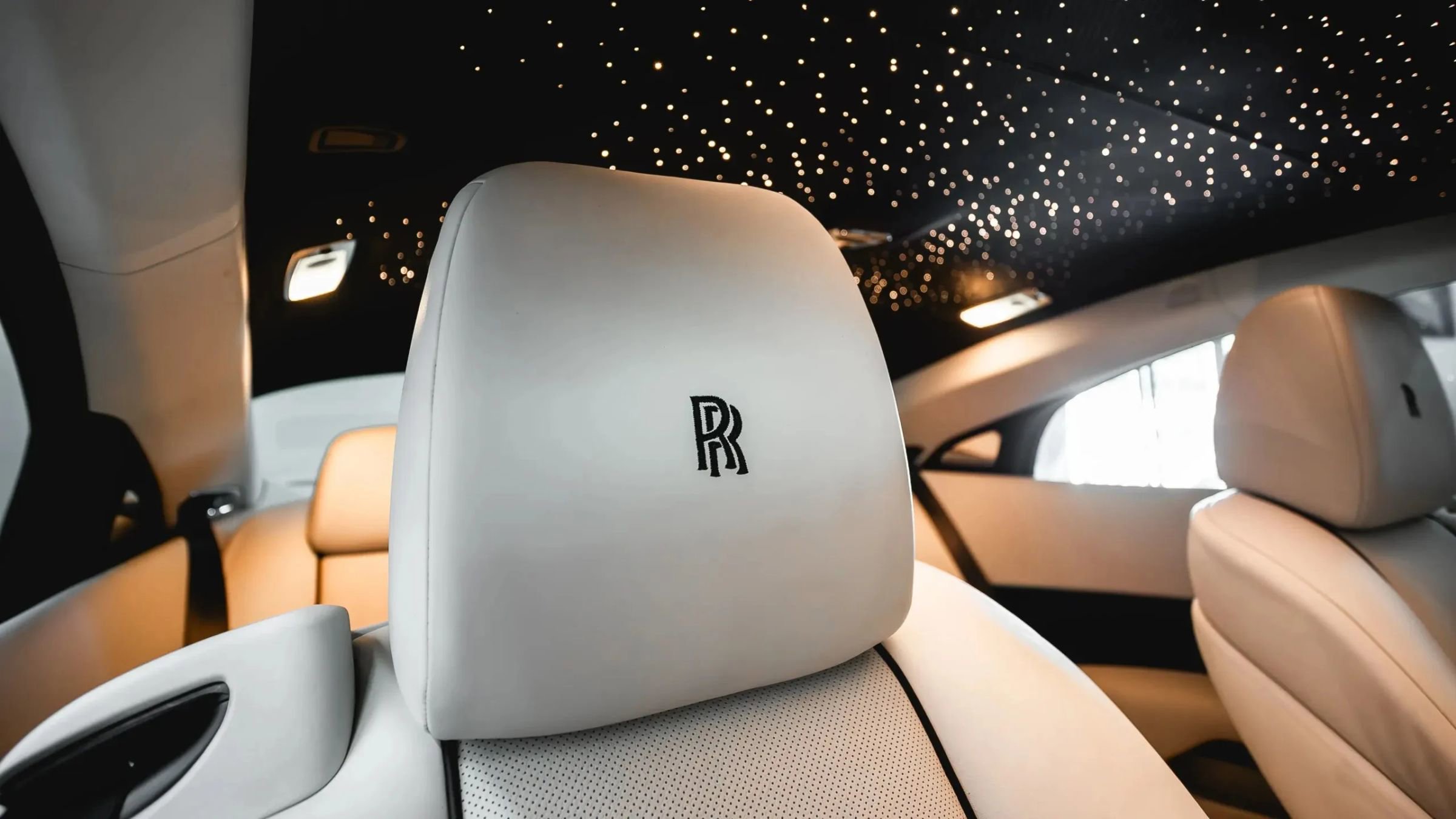 Used 2015 Rolls-Royce Wraith RWD image 32