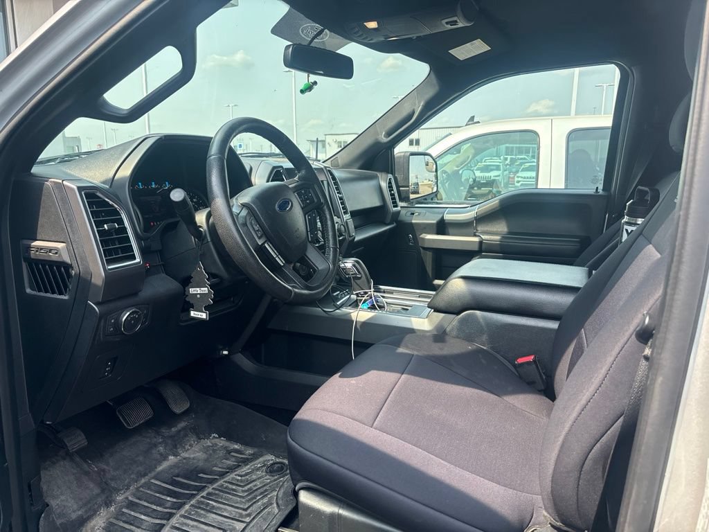 Used 2016 Ford F150 XLT w/ Equipment Group 302A Luxury AWD/4WD image 14