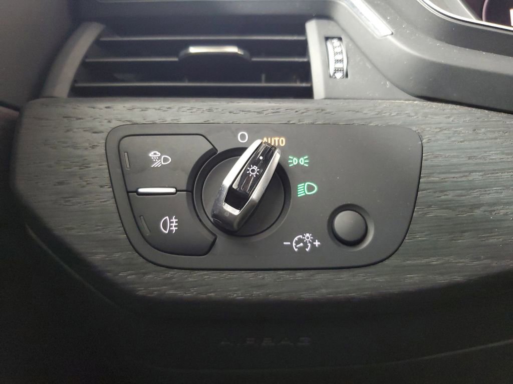 Used 2017 Audi A4 2.0T Premium w/ Convenience Package image 35