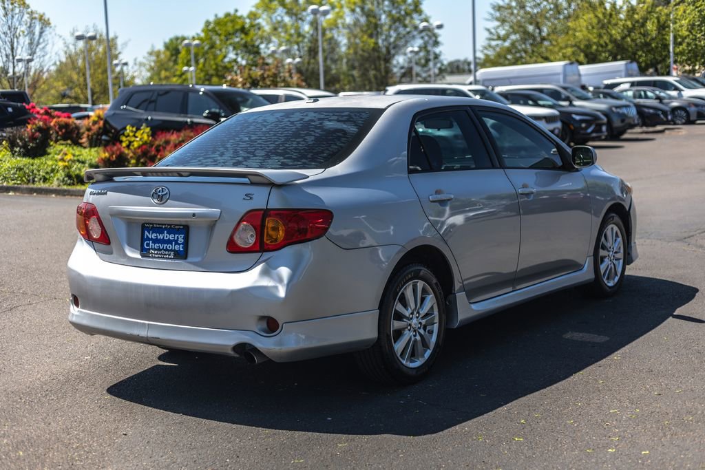 Used 2010 Toyota Corolla LE FWD image 7