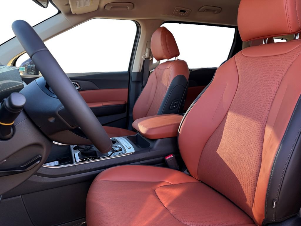 New 2026 Kia Carnival EX image 9