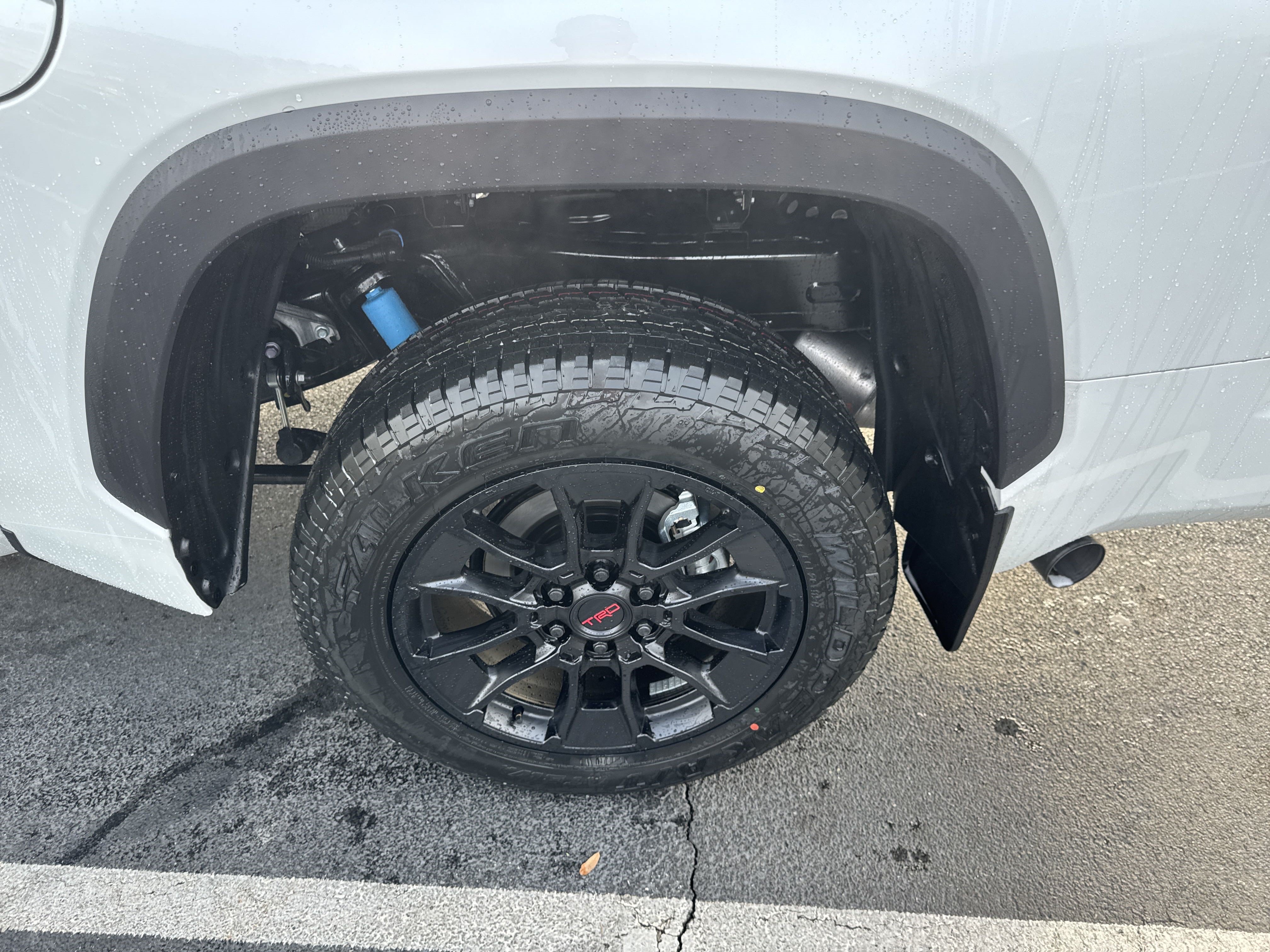 New 2025 Toyota Tundra Limited w/ TRD Off-Road Package AWD/4WD image 12