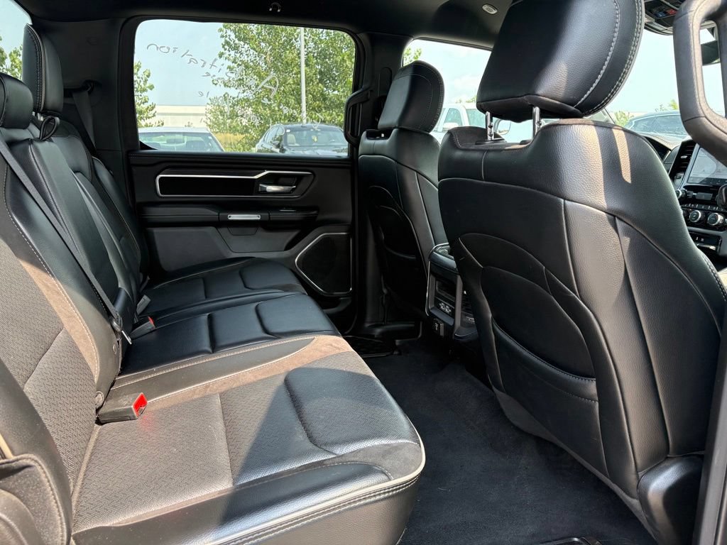 Used 2024 RAM 1500 Laramie AWD/4WD image 21