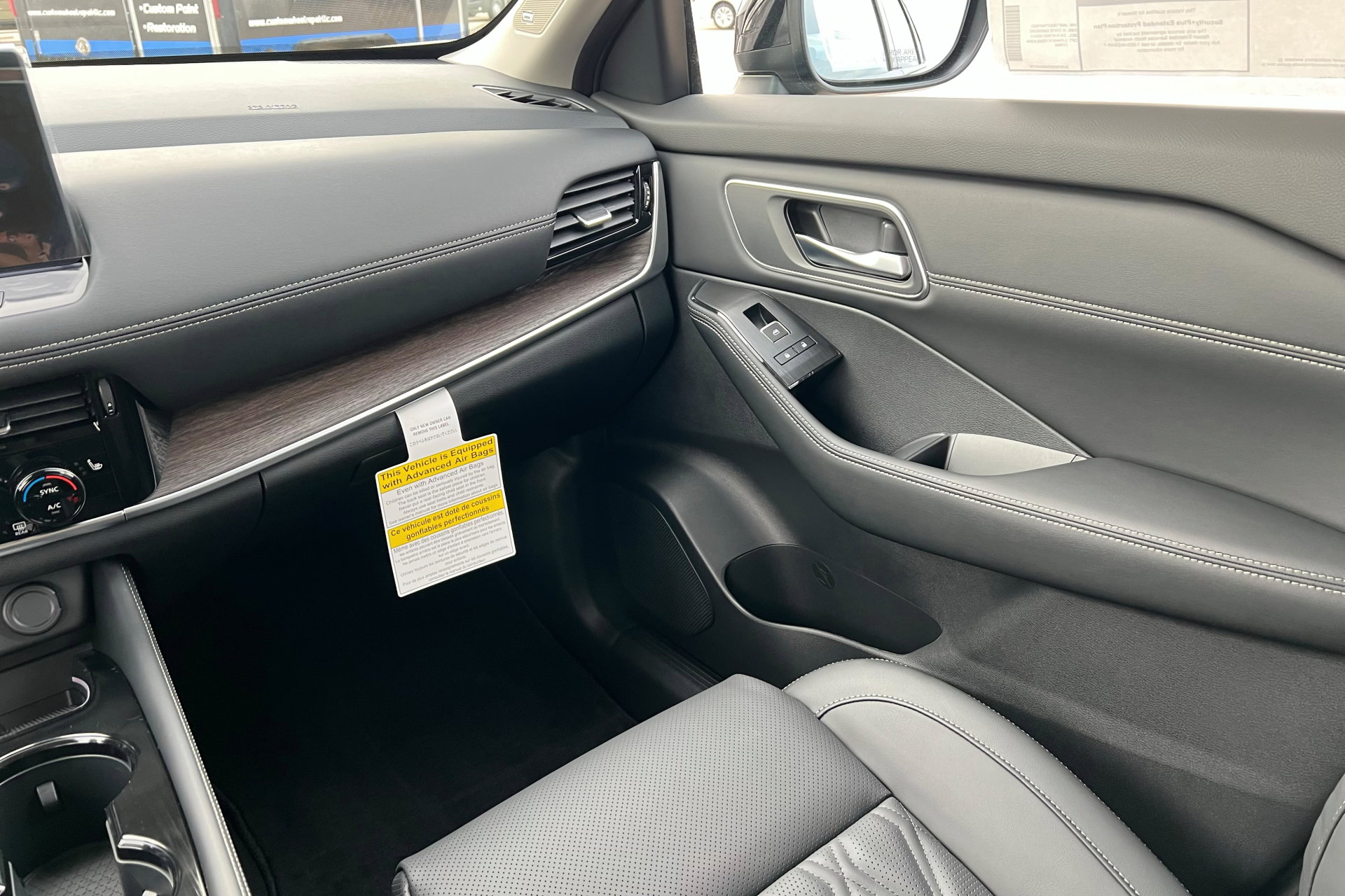 New 2026 Nissan Rogue Platinum image 10