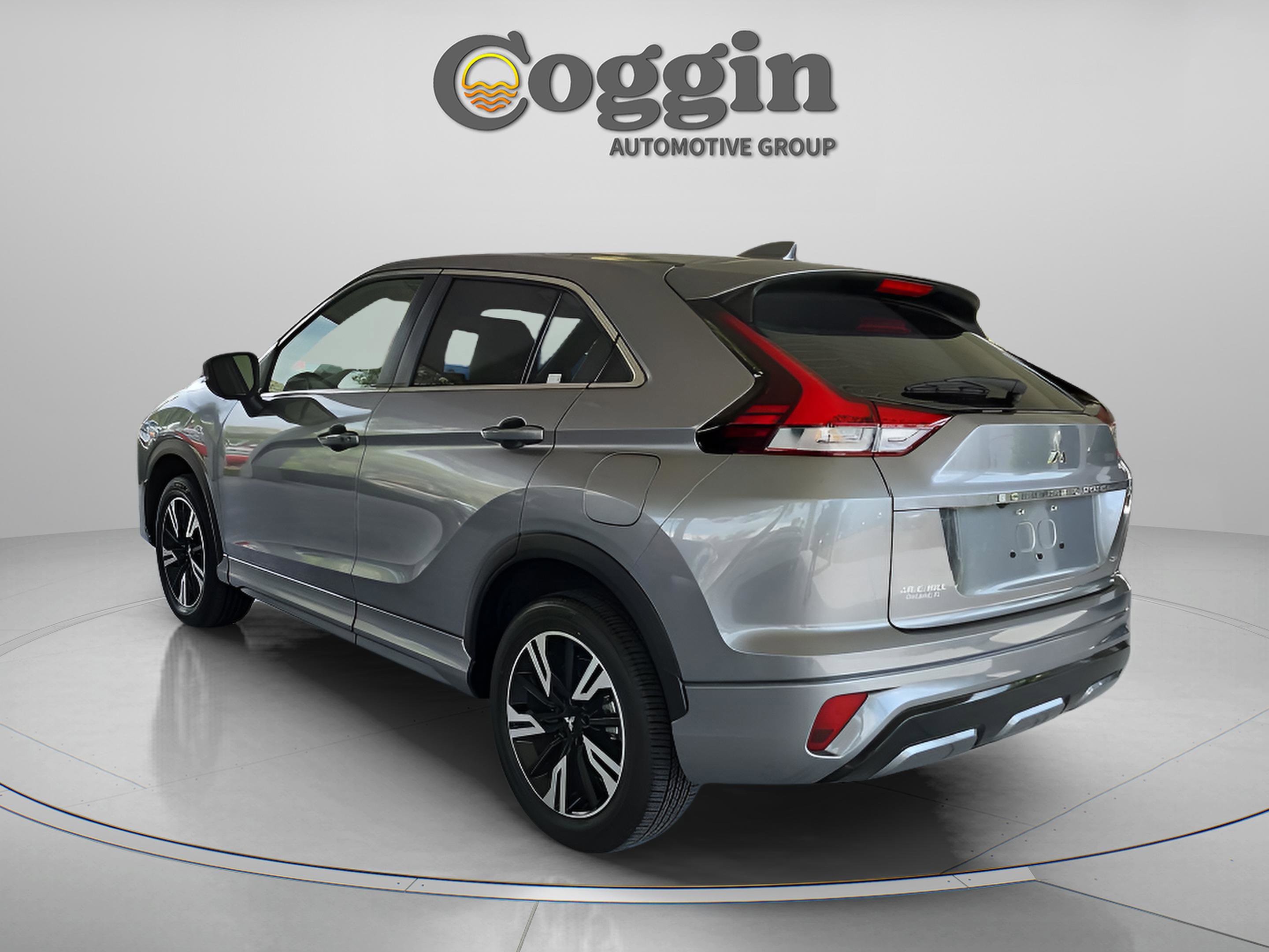 Used 2024 Mitsubishi Eclipse Cross SE image 3