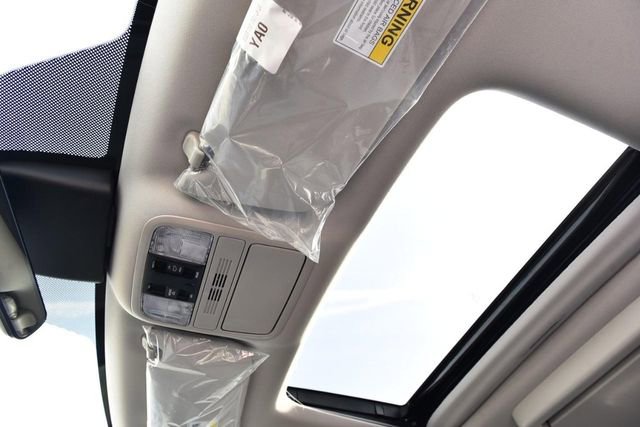 New 2026 Honda Odyssey Touring image 23