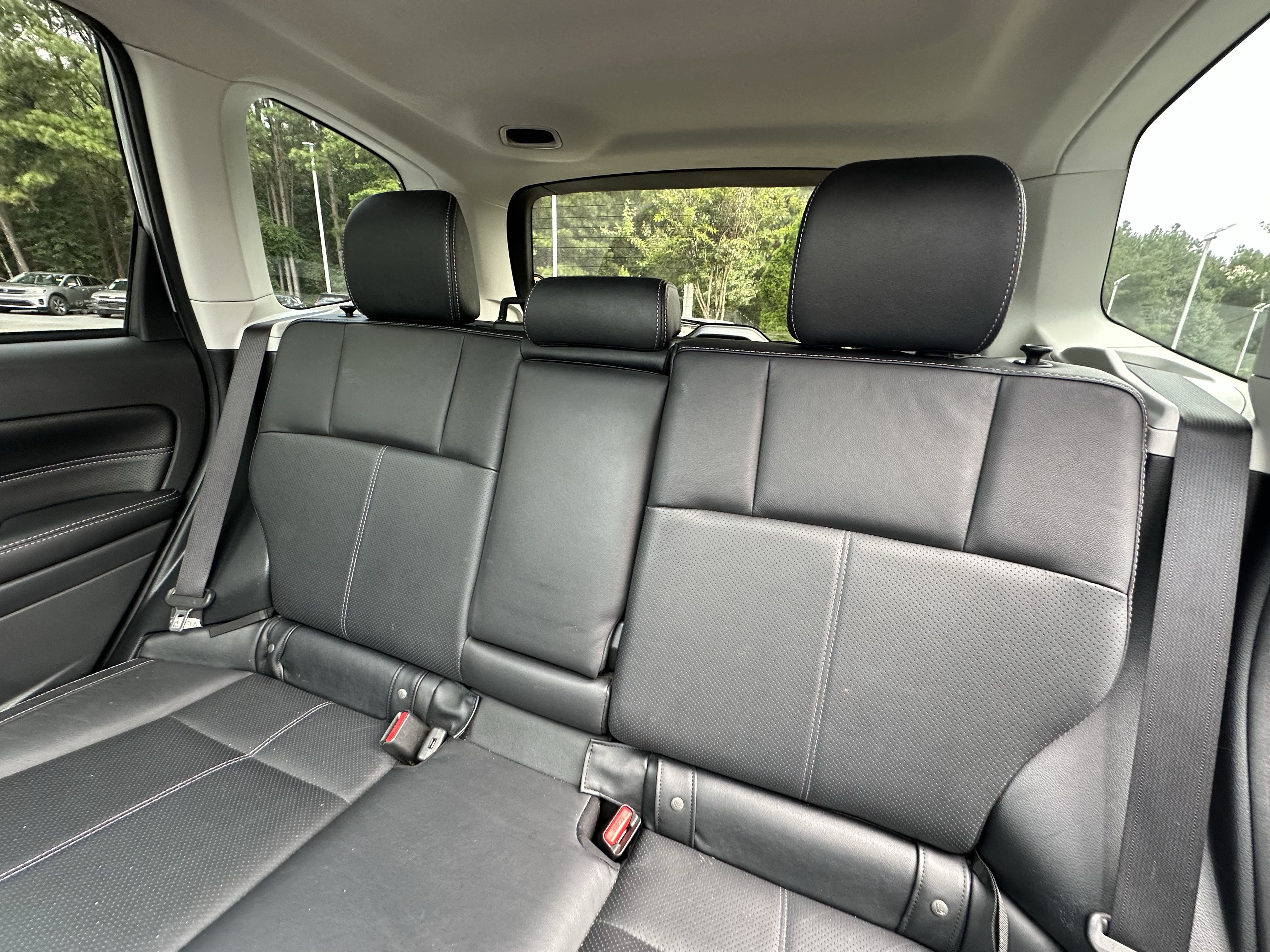 Used 2017 Subaru Forester 2.5i Touring AWD/4WD image 10