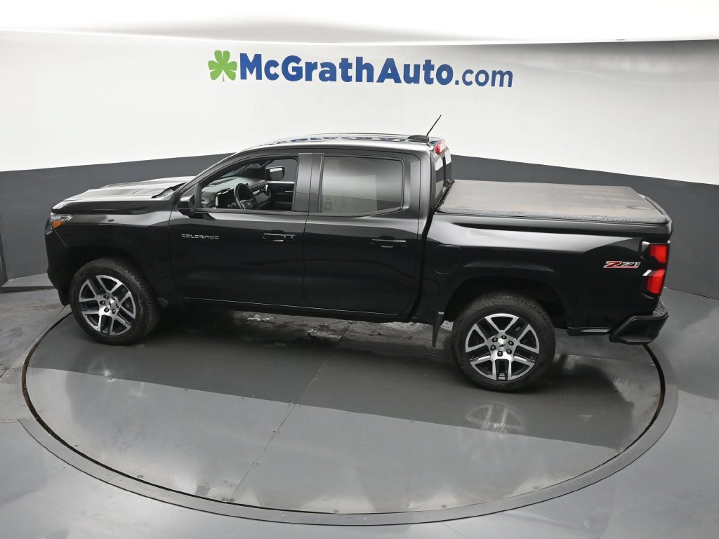 Used 2023 Chevrolet Colorado Z71 w/ Z71 Convenience Package 2 AWD/4WD image 23