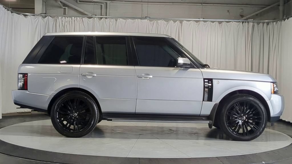 Used 2012 Land Rover Range Rover Supercharged AWD/4WD image 10