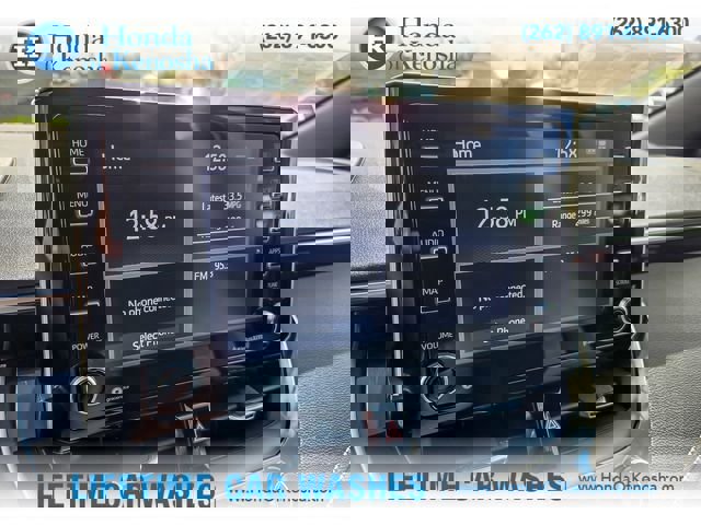 Used 2021 Toyota Corolla SE image 15