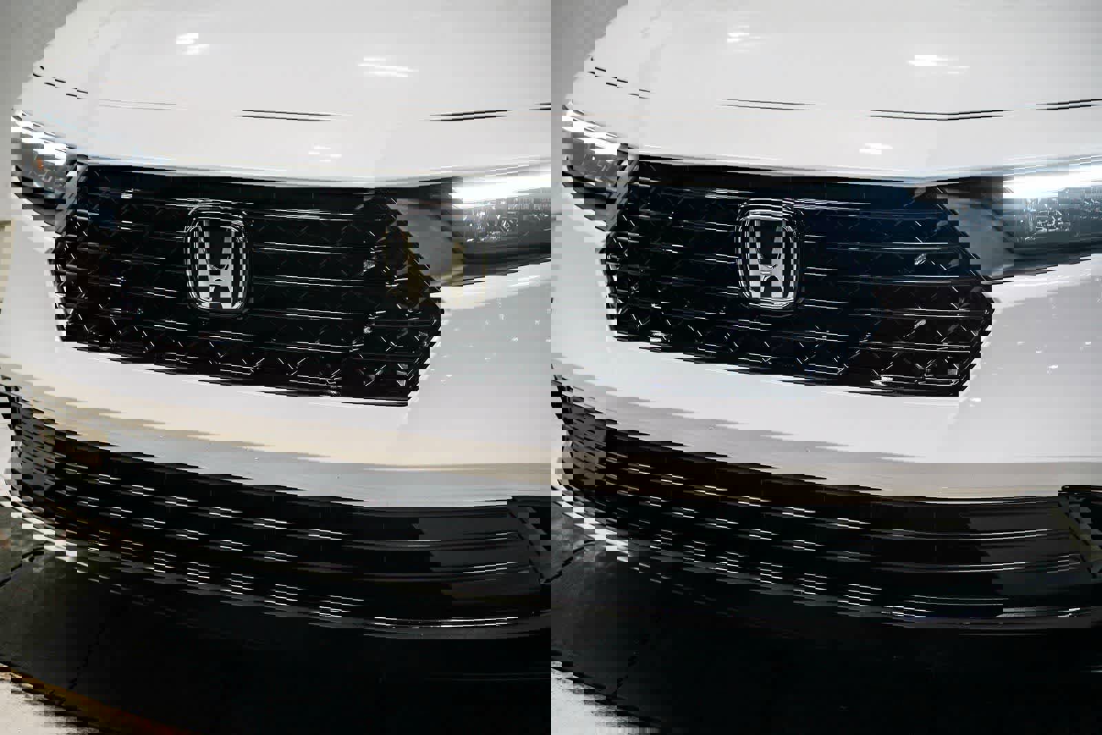 Used 2024 Honda Accord Sport image 8