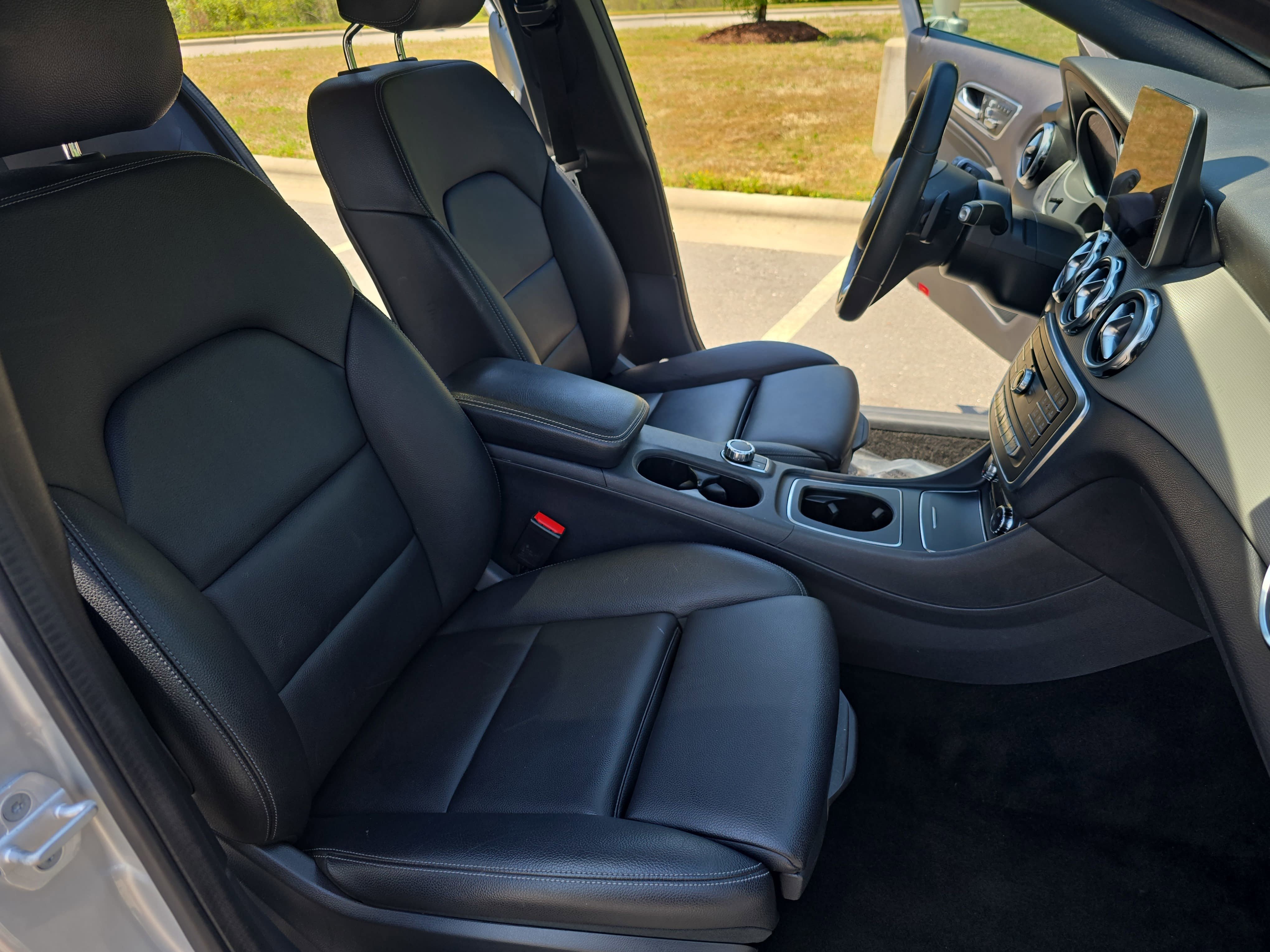 Used 2018 Mercedes-Benz GLA 250 image 10