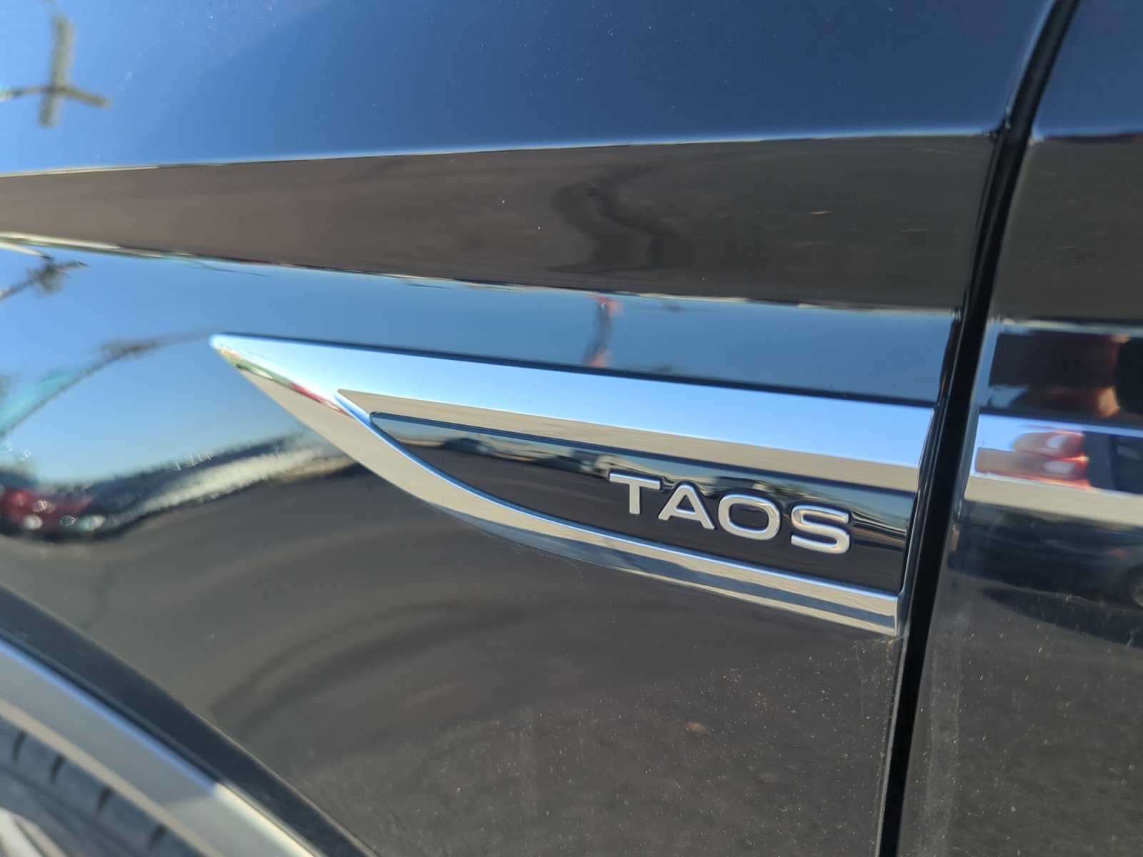 Certified 2022 Volkswagen Taos SE image 22