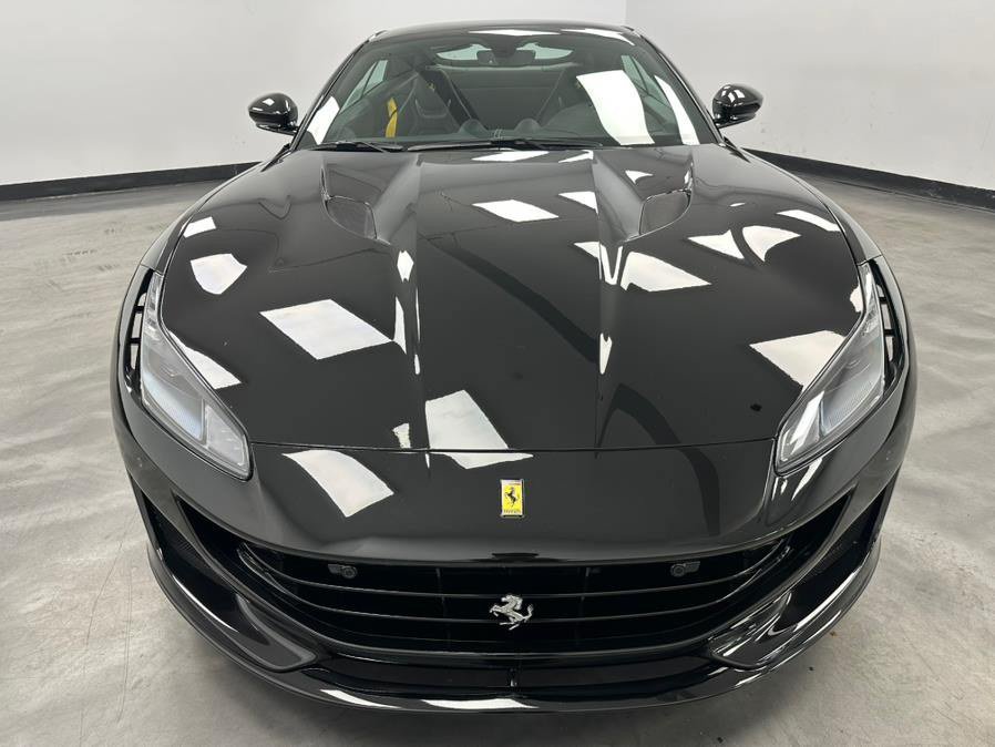 Used 2019 Ferrari Portofino RWD image 27