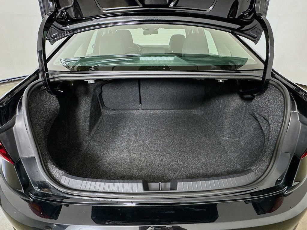 Used 2019 Volkswagen Jetta S w/ Driver Assistance Package image 28