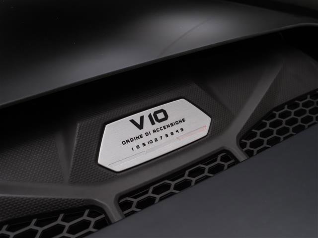 Used 2020 Lamborghini Huracan EVO image 42