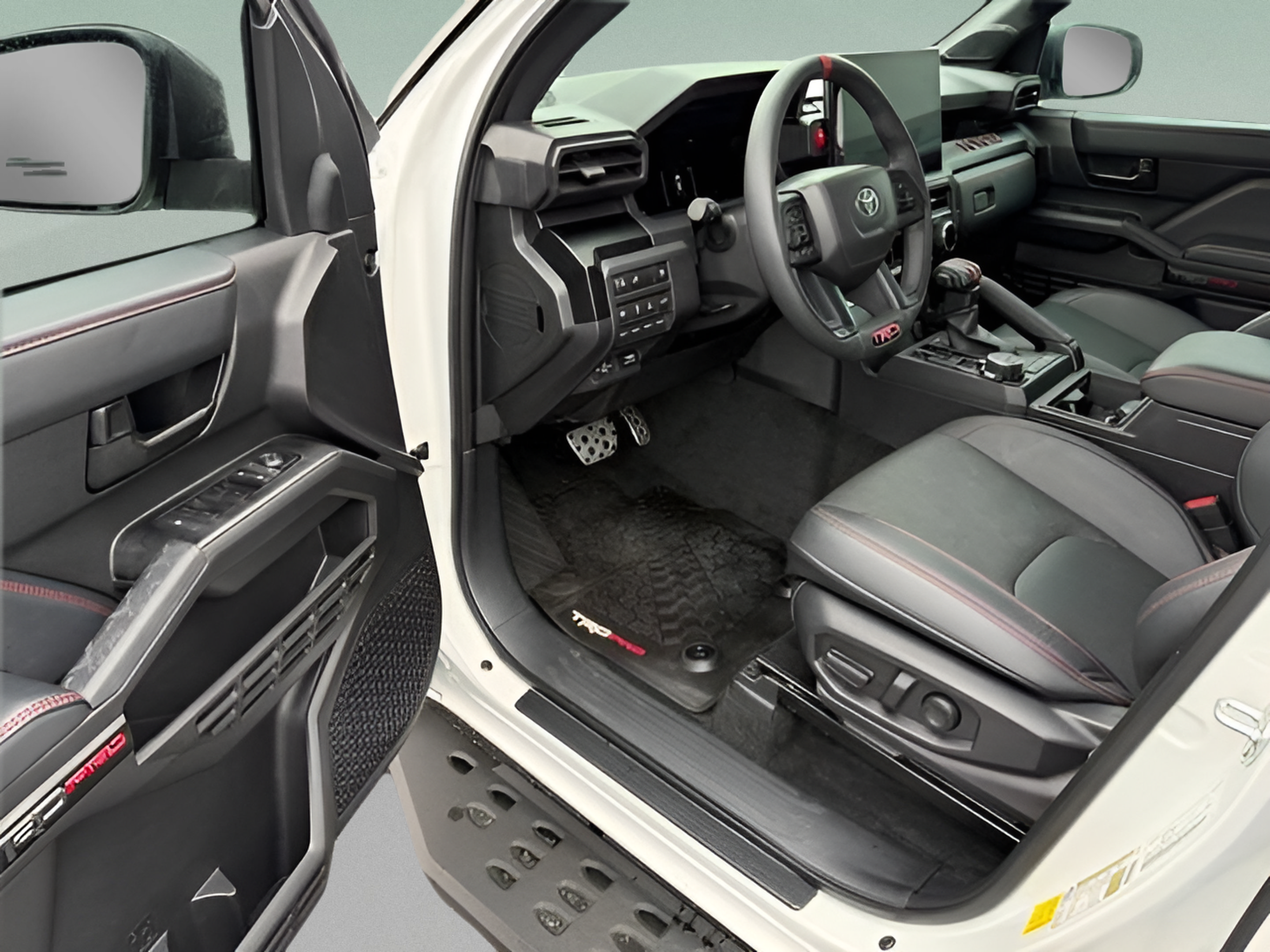 Used 2025 Toyota Tacoma TRD Pro AWD/4WD image 17