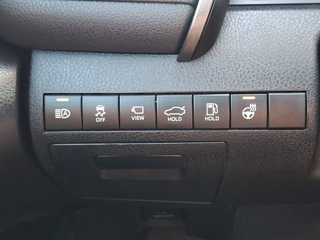 Certified 2022 Toyota Camry XLE w/ Navigation Upgrade Package FWD image 26