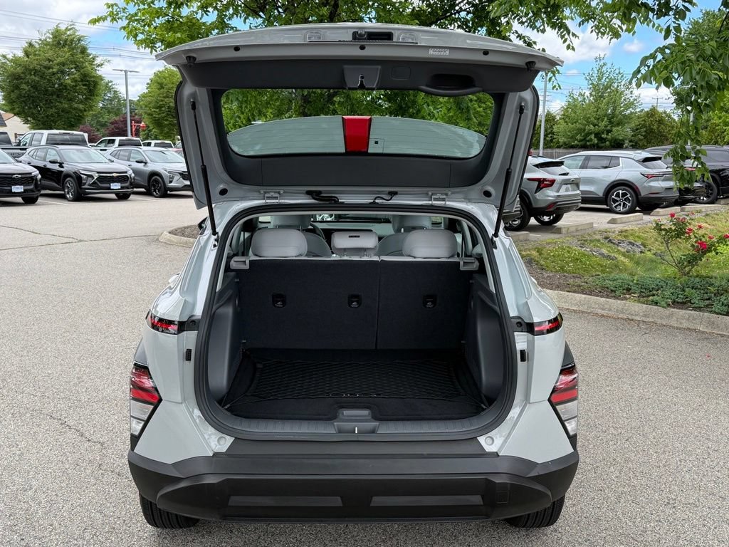 Used 2024 Hyundai Kona SE AWD/4WD image 10
