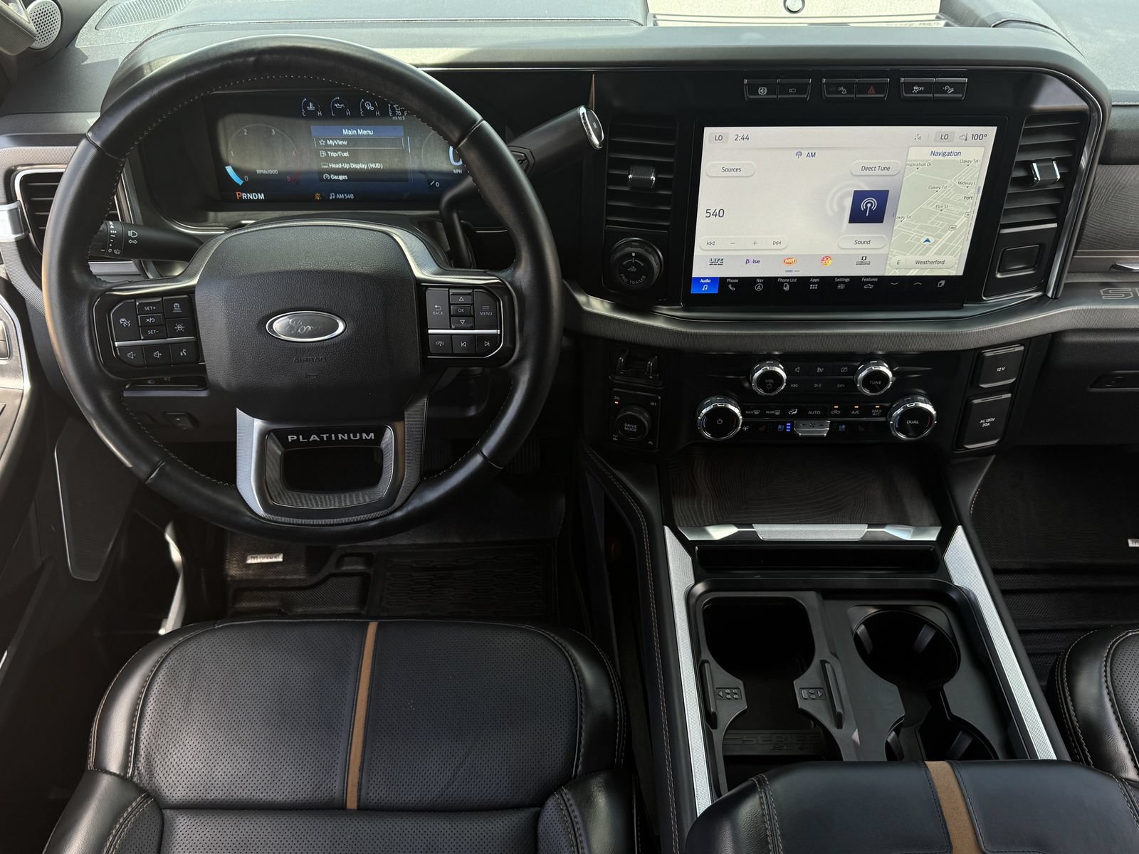 Used 2023 Ford F250 Platinum w/ FX4 Off-Road Package AWD/4WD image 15