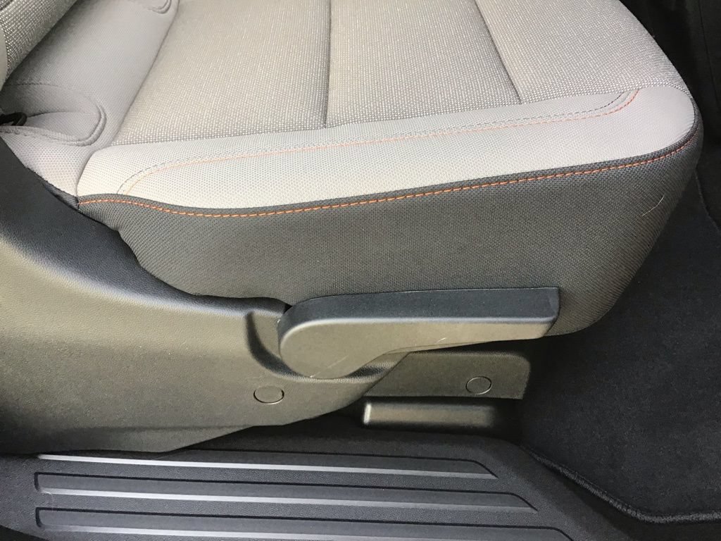 New 2026 Chevrolet Traverse LT w/ Driver Confidence Package FWD image 20
