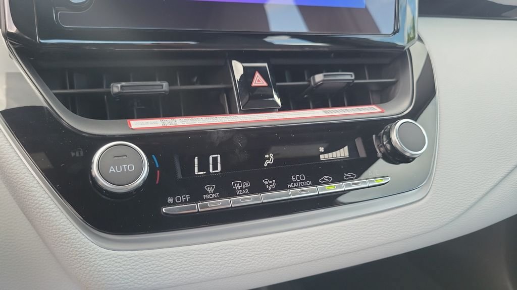 New 2026 Toyota Corolla SE FWD image 15