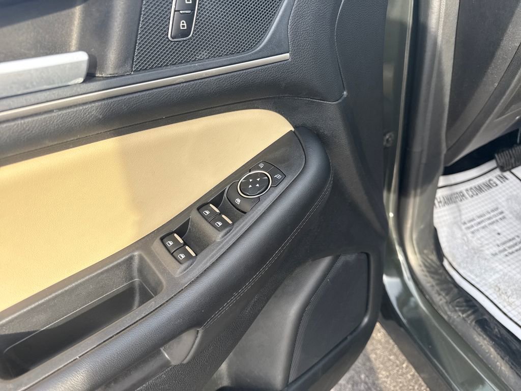 Used 2024 Ford Edge SEL image 26