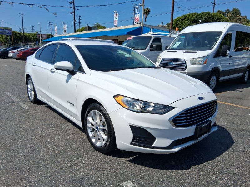 Used 2019 Ford Fusion SE