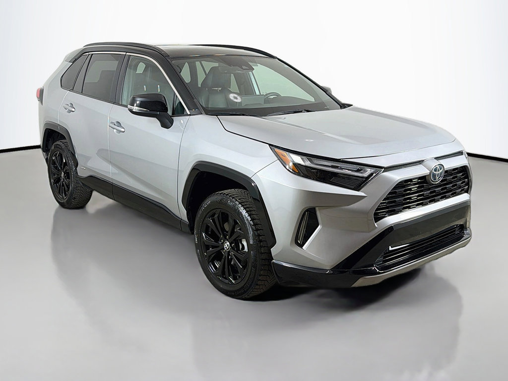 Used 2022 Toyota RAV4 XSE w/ XSE Grade Weather Package AWD/4WD image 2