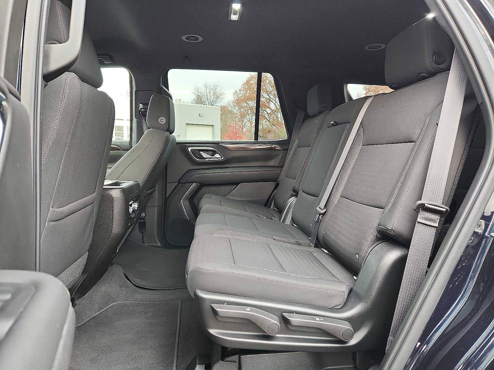 Used 2021 GMC Yukon SLE image 10