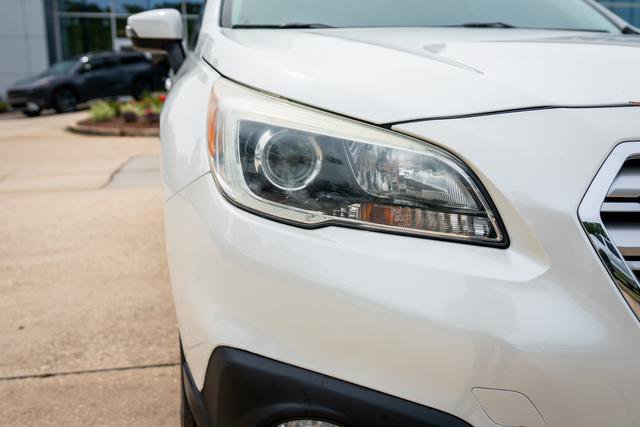 Used 2015 Subaru Outback 2.5i Limited AWD/4WD image 20
