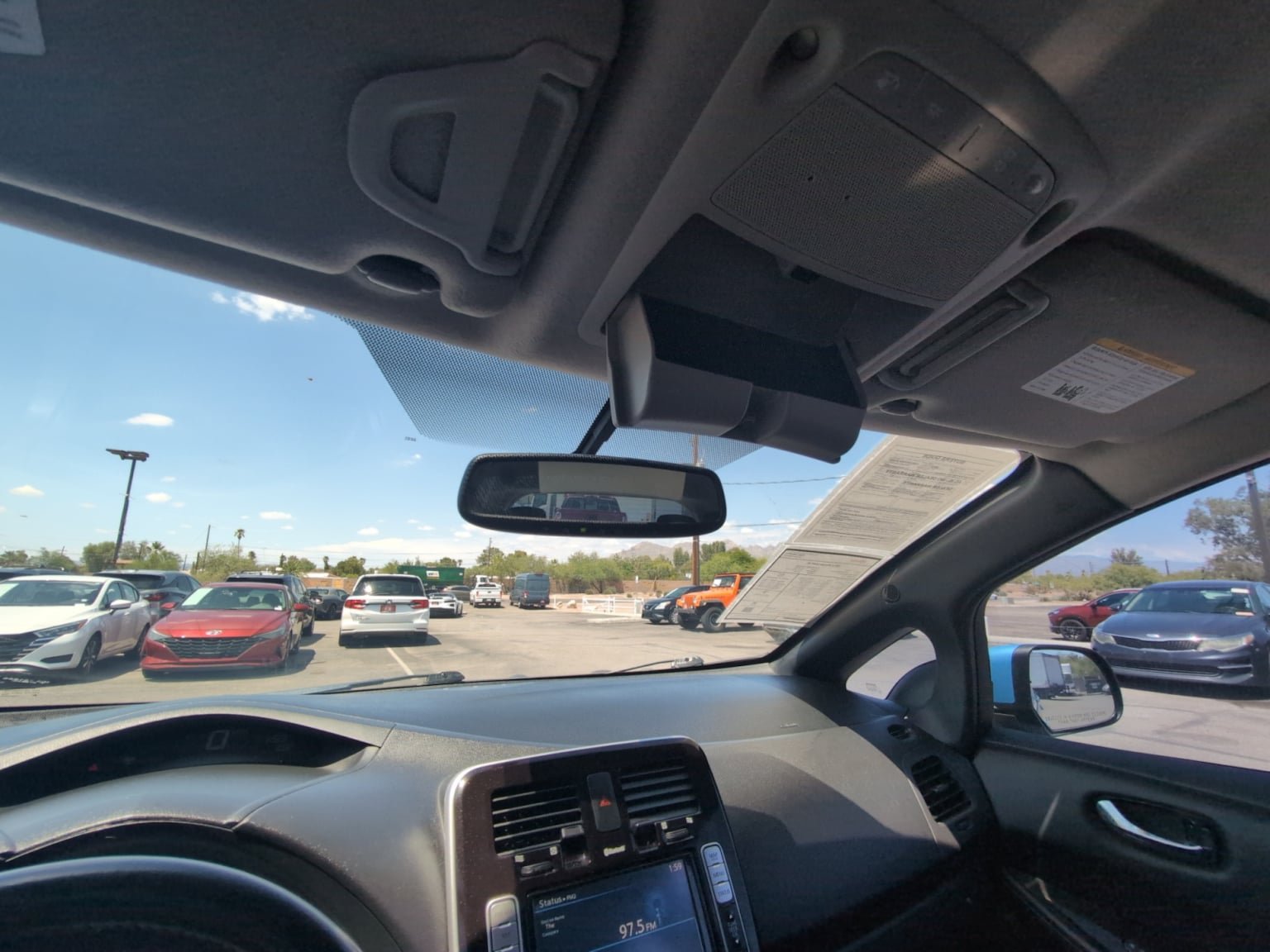 Used 2013 Nissan Leaf SL w/ Premium Pkg FWD image 25