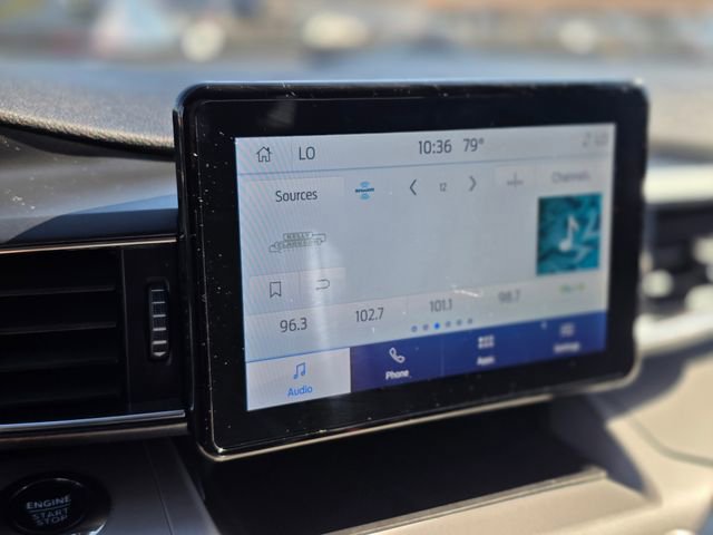 Used 2024 Ford Explorer XLT w/ Equipment Group 202A image 30