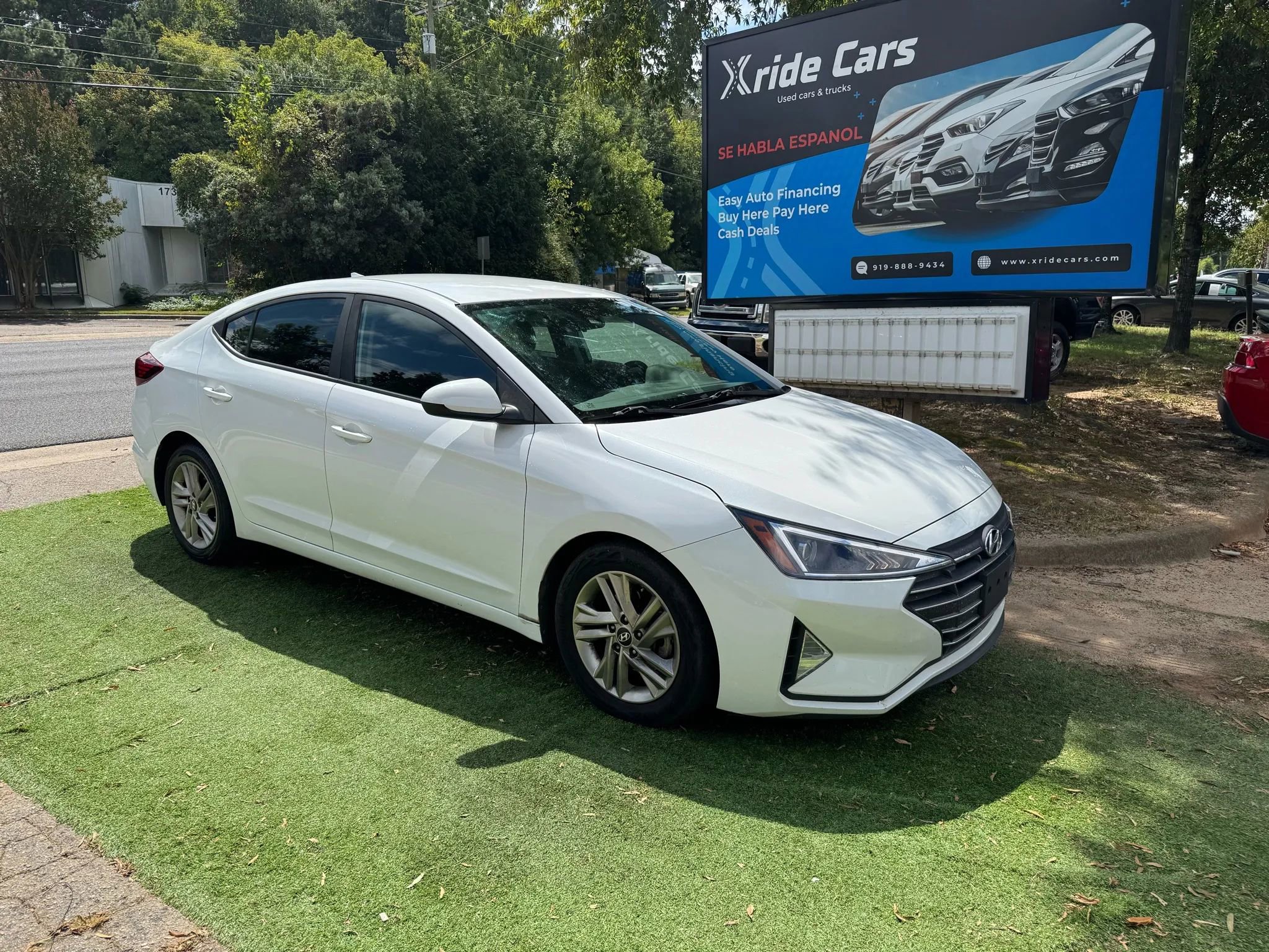 Used 2019 Hyundai Elantra SEL w/ Cargo Package image 2