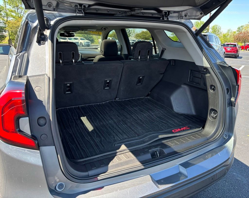 Used 2018 GMC Terrain SLE w/ Driver Convenience Package FWD image 20