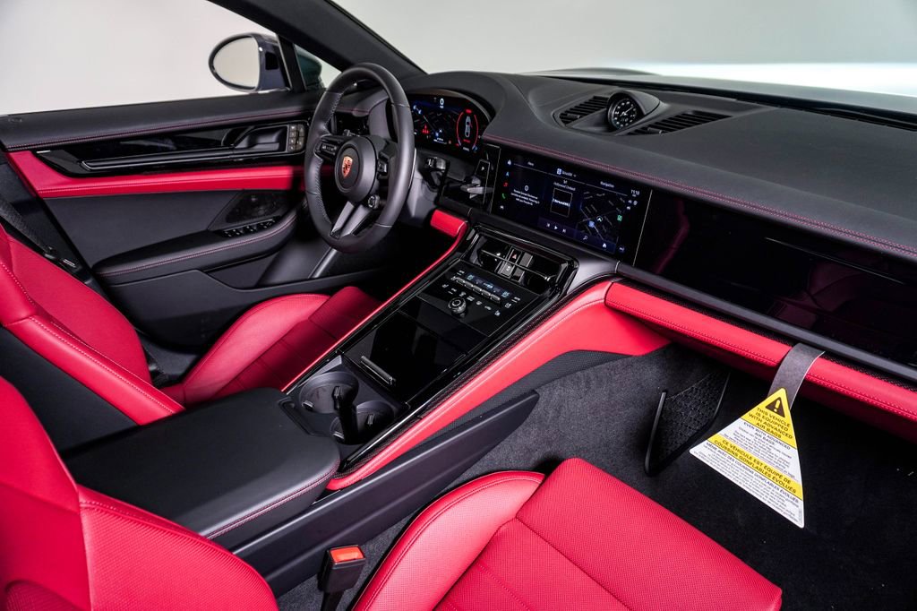 New 2026 Porsche Panamera 4 image 14