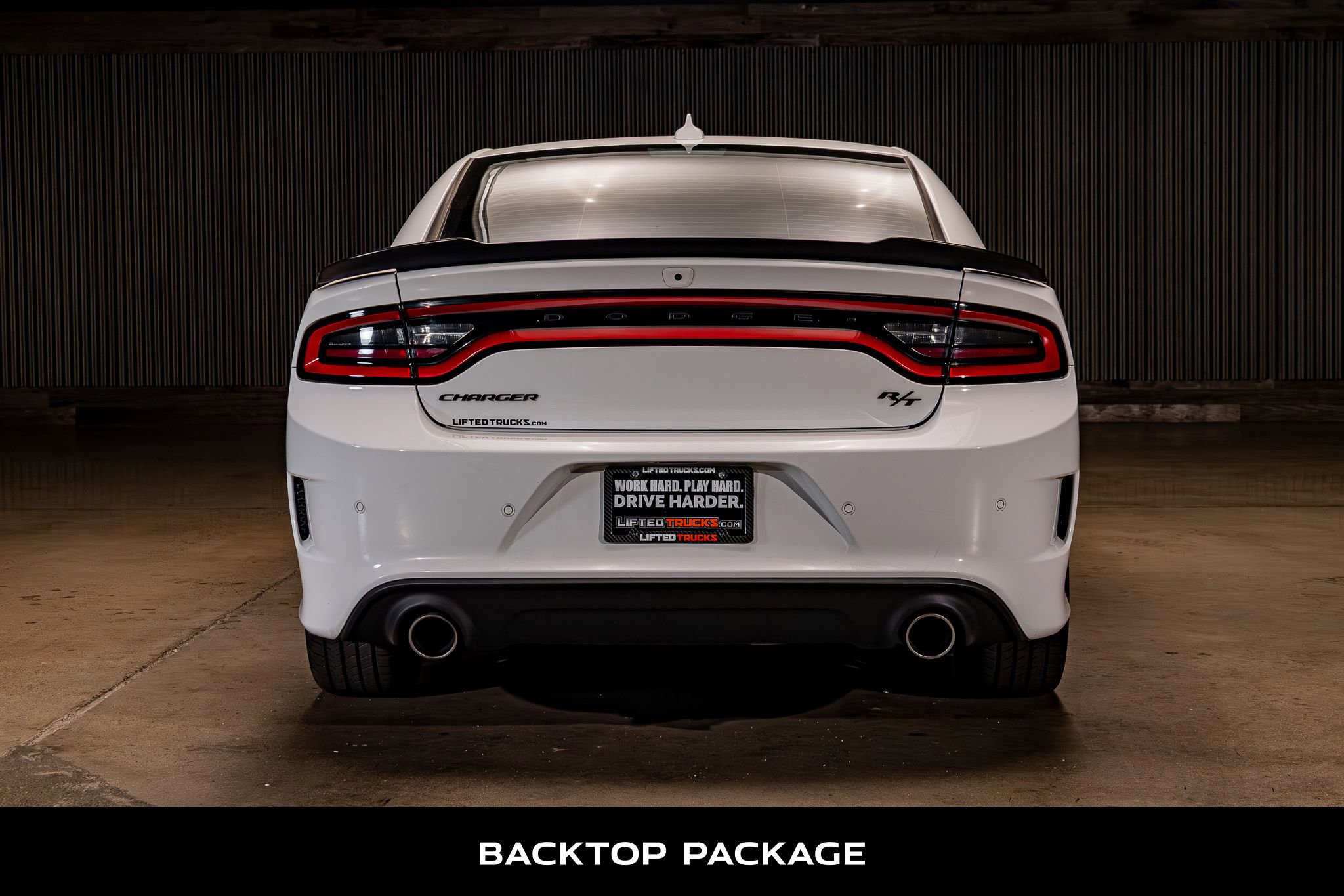 Used 2022 Dodge Charger R/T w/ Blacktop Package RWD image 7