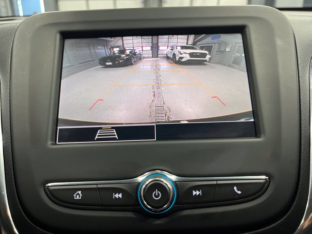 Used 2022 Chevrolet Equinox LT FWD image 24