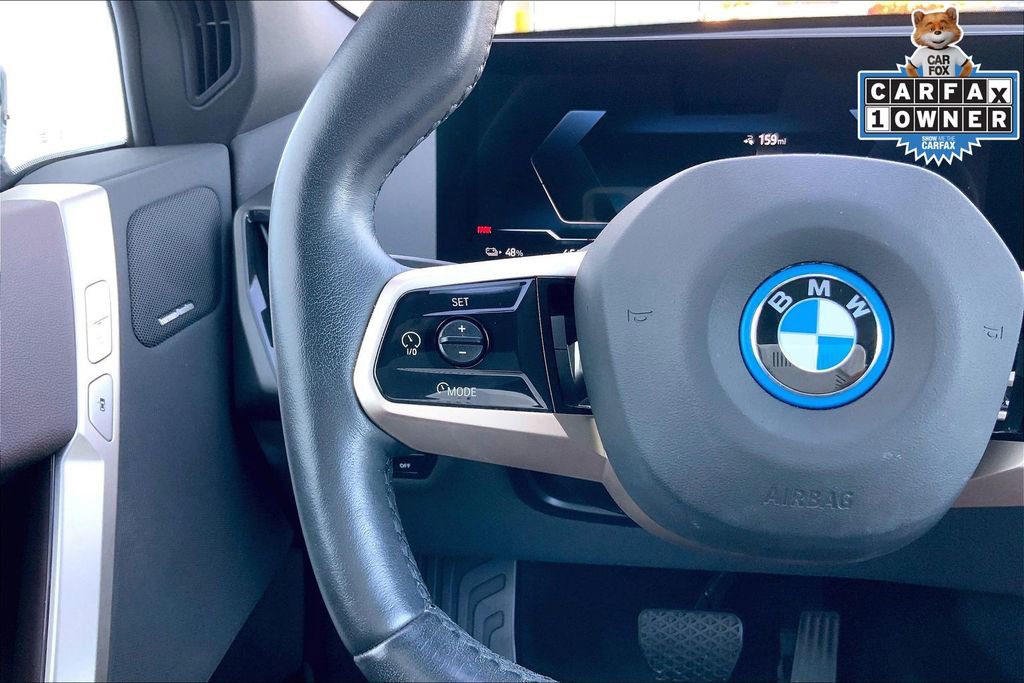 Used 2025 BMW iX xDrive50 image 16