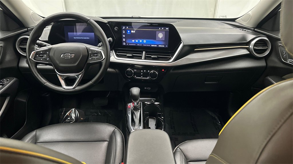 Used 2024 Chevrolet Trax ACTIV w/ Driver Confidence Package image 27