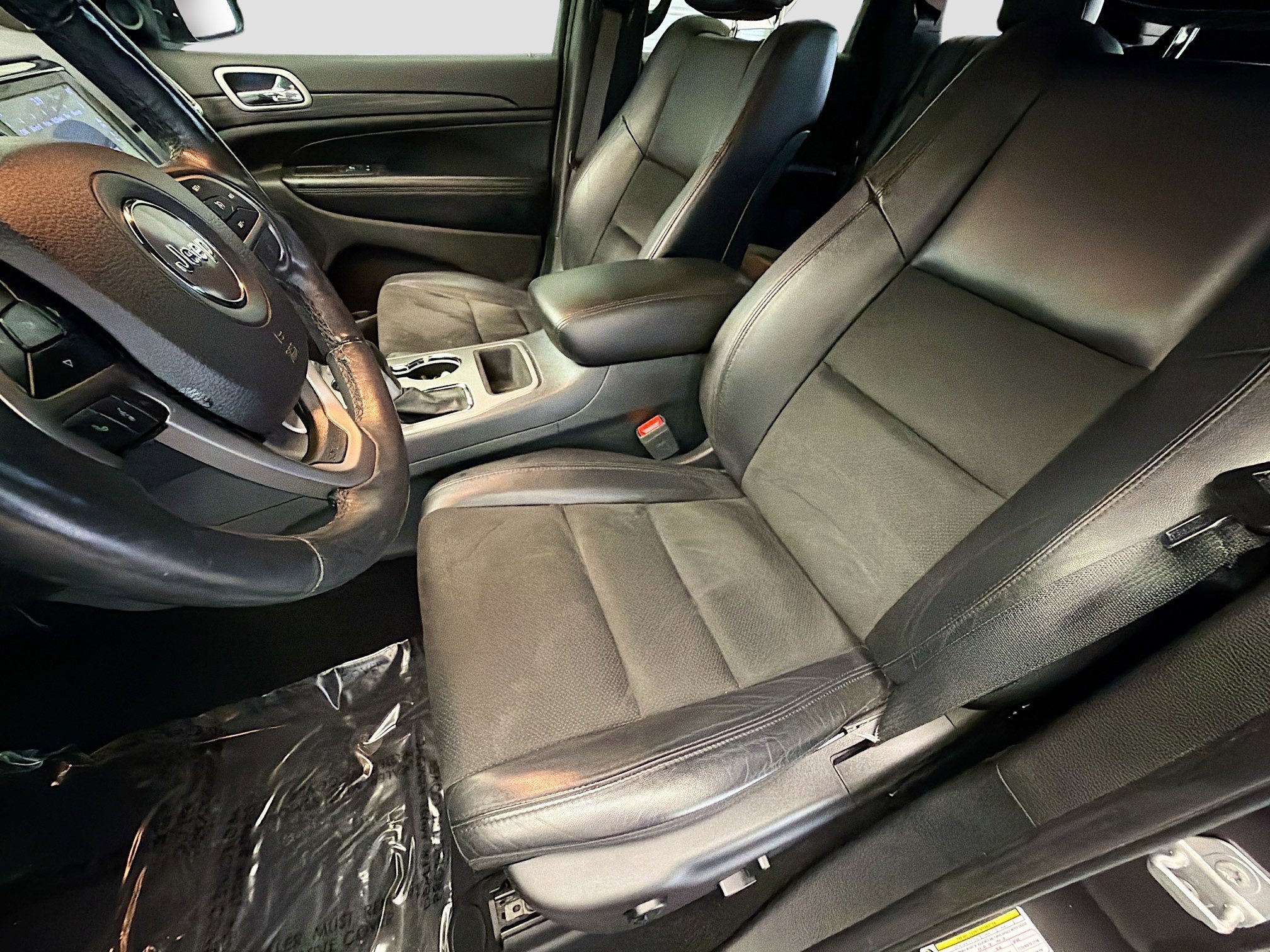 Used 2020 Jeep Grand Cherokee Altitude image 11