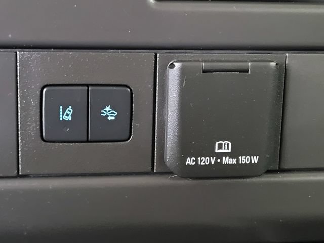 Used 2025 Chevrolet Express 3500 LT w/ LT Preferred Equipment Group RWD image 14
