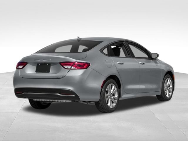 Used 2016 Chrysler 200 Limited FWD image 5