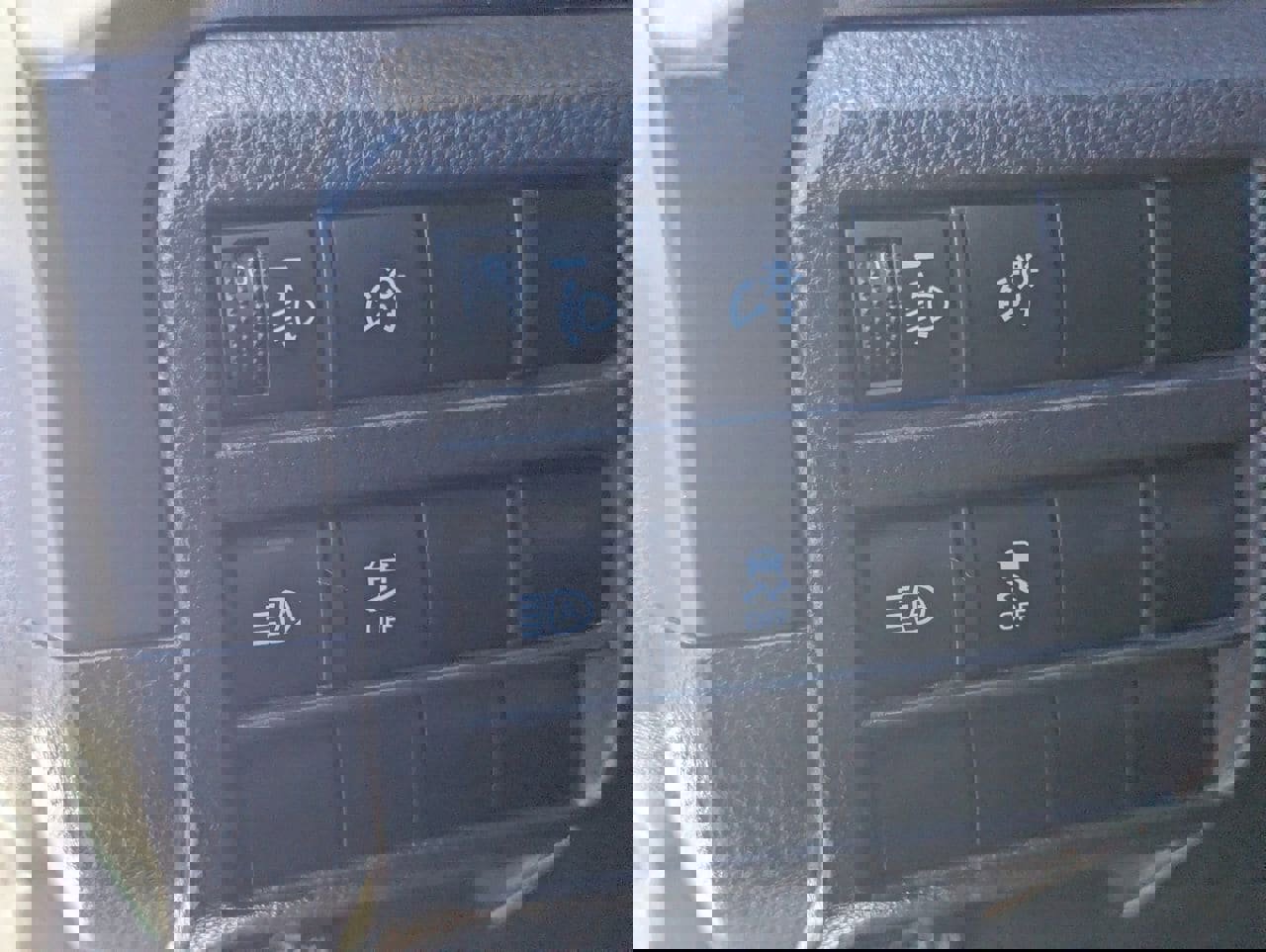 Used 2024 Toyota Tacoma SR image 19