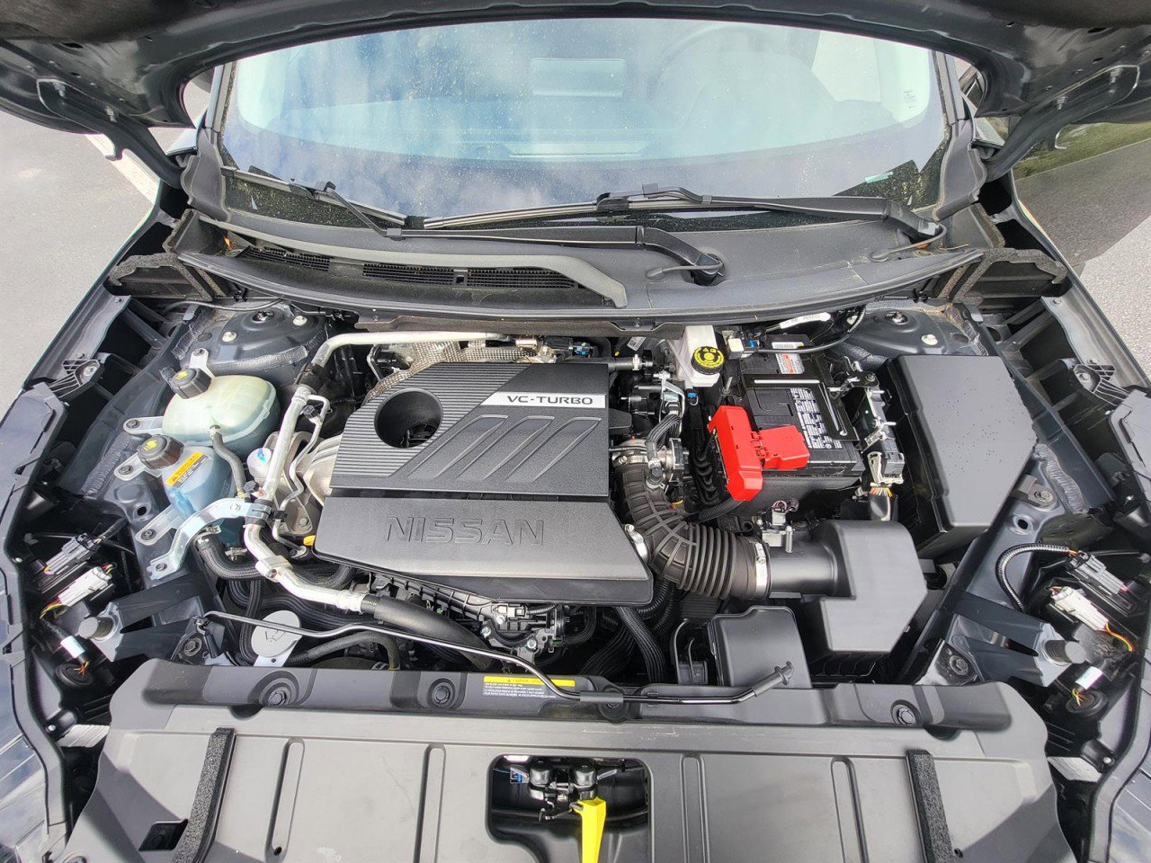 Used 2025 Nissan Rogue SV image 10