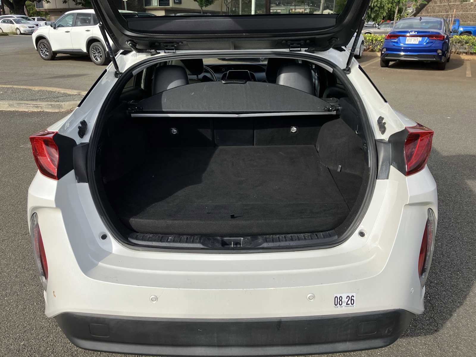 Used 2017 Toyota Prius Prime Plus image 11