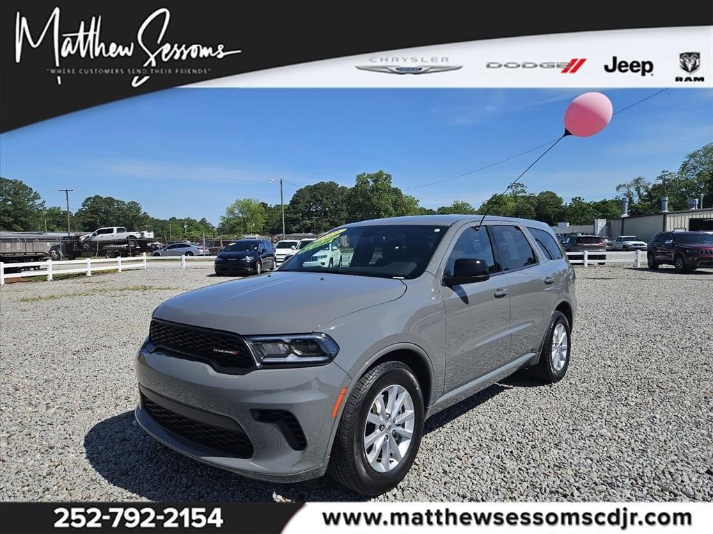 Used 2025 Dodge Durango GT RWD image 1